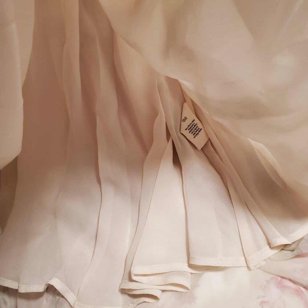 LoveShackFancy  Noni Dress in Magnolia Tea 4 - Picture 6 of 9